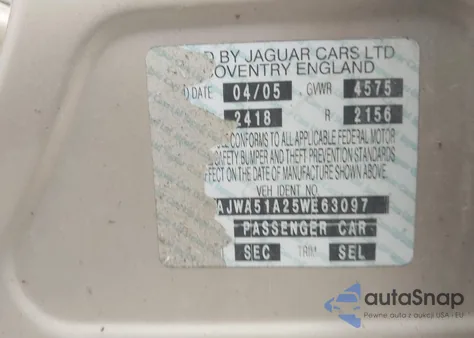 2005 Jaguar X-Type 3.0 из США, поврежденный, VIN SAJWA51A25WE63097